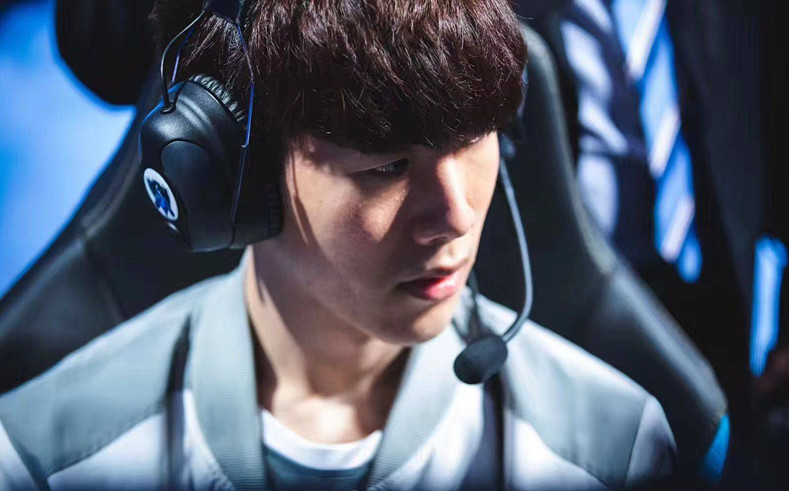 度或底角空 度或底角空