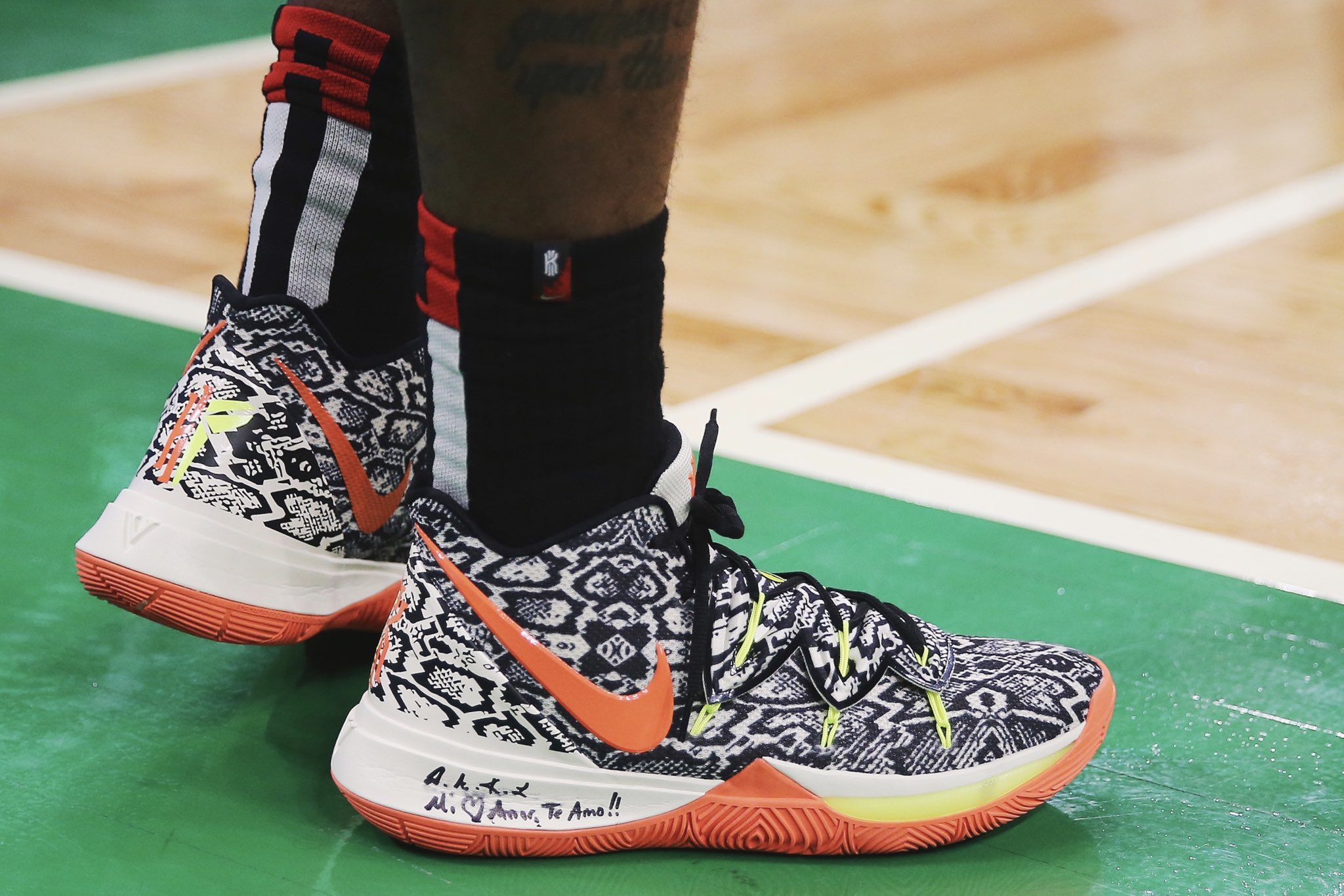 以火球和夺 以火球和夺